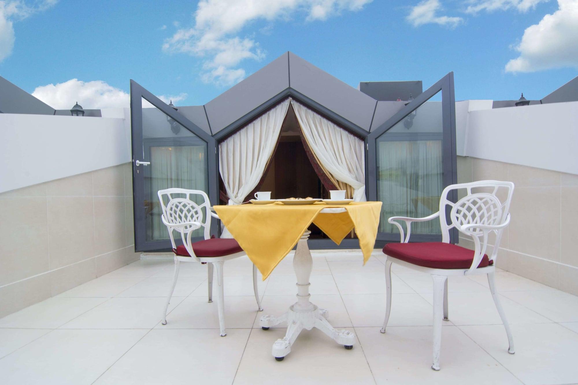 Mb Deluxe Hotel Istanbul Exterior photo
