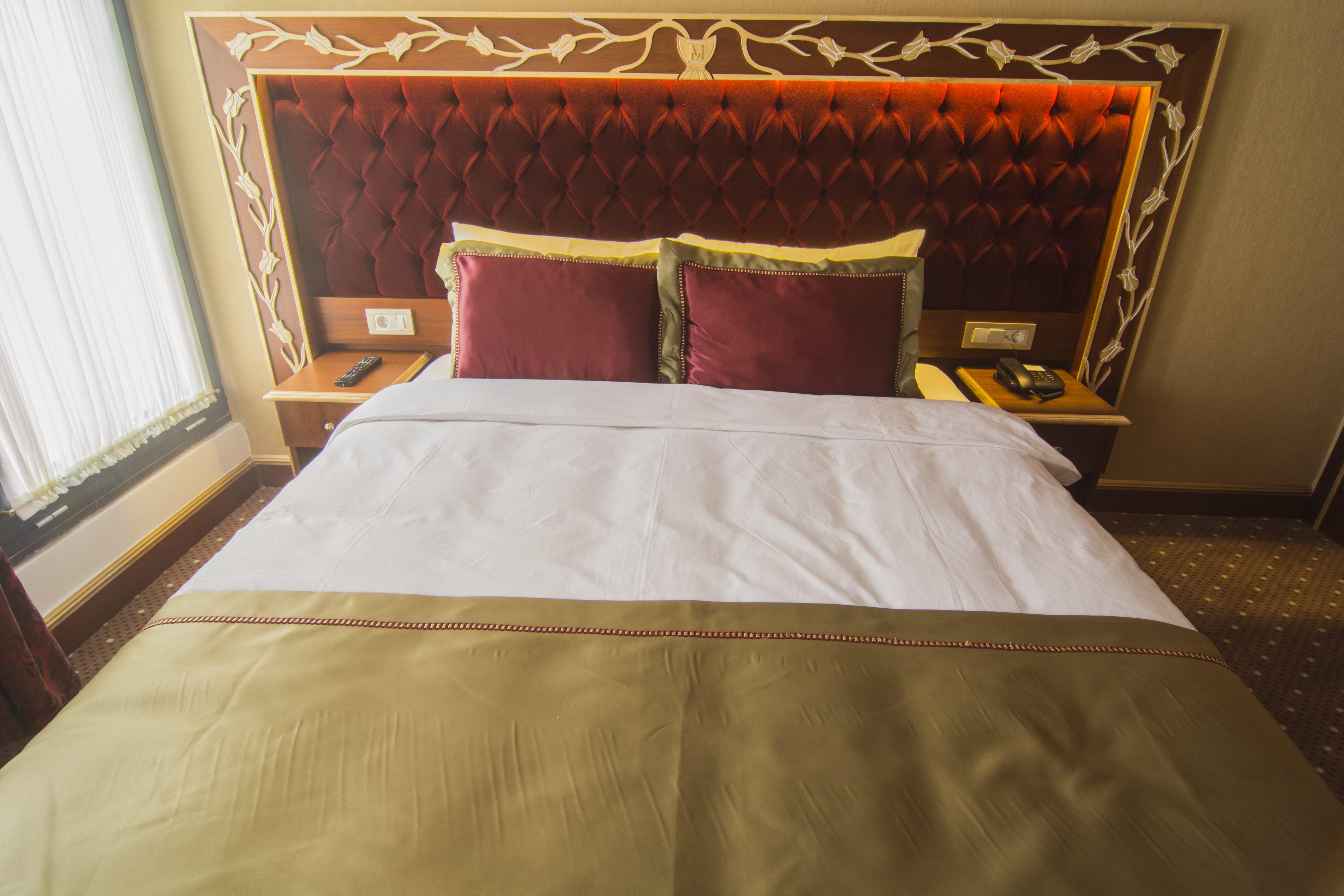 Mb Deluxe Hotel Istanbul Exterior photo