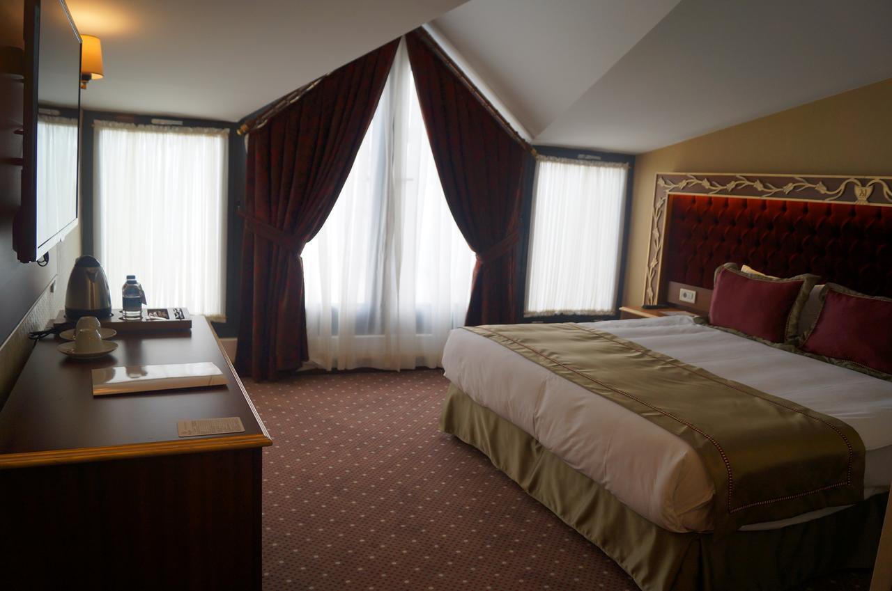 Mb Deluxe Hotel Istanbul Exterior photo