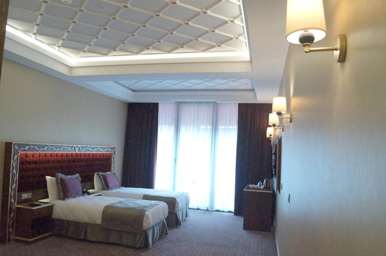 Mb Deluxe Hotel Istanbul Exterior photo