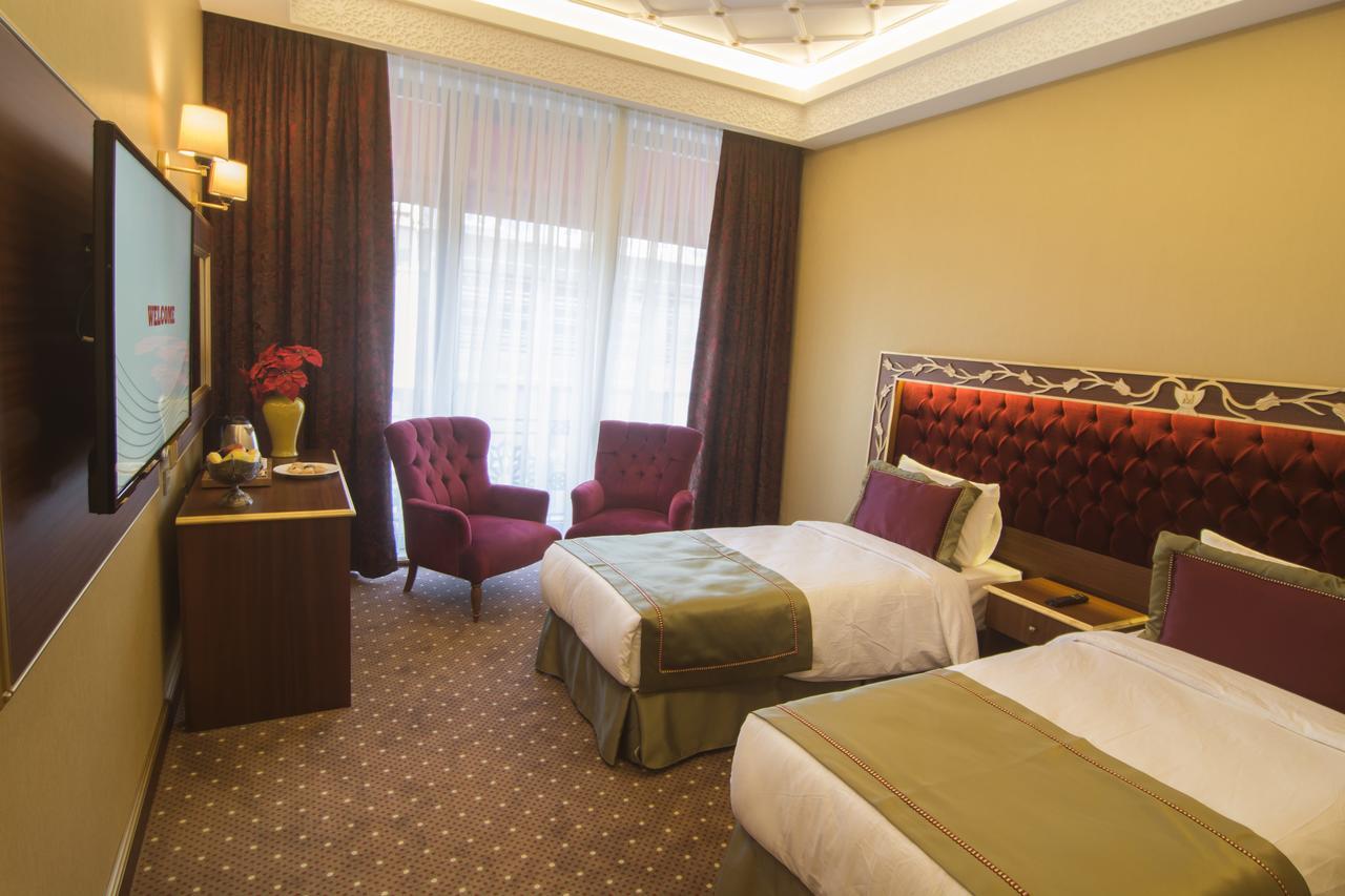 Mb Deluxe Hotel Istanbul Exterior photo
