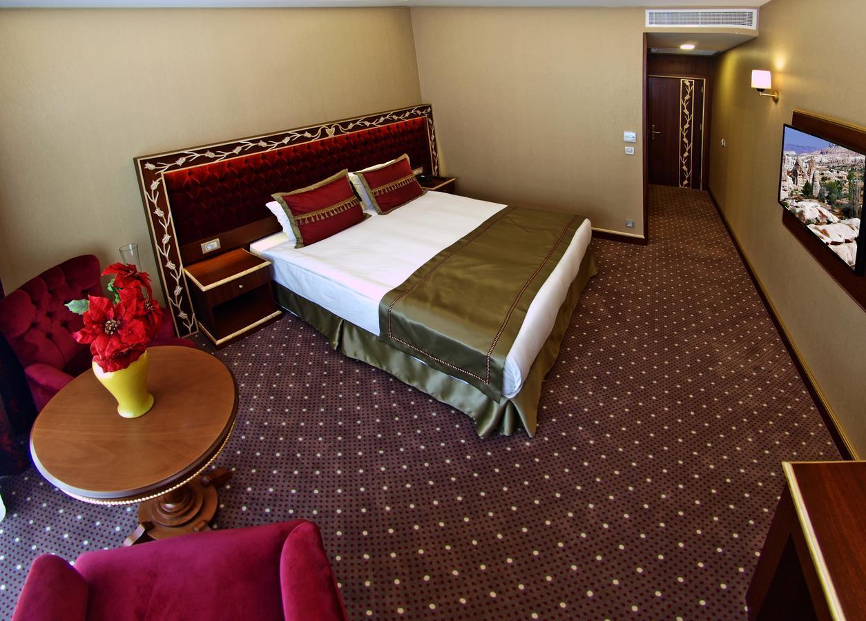 Mb Deluxe Hotel Istanbul Exterior photo